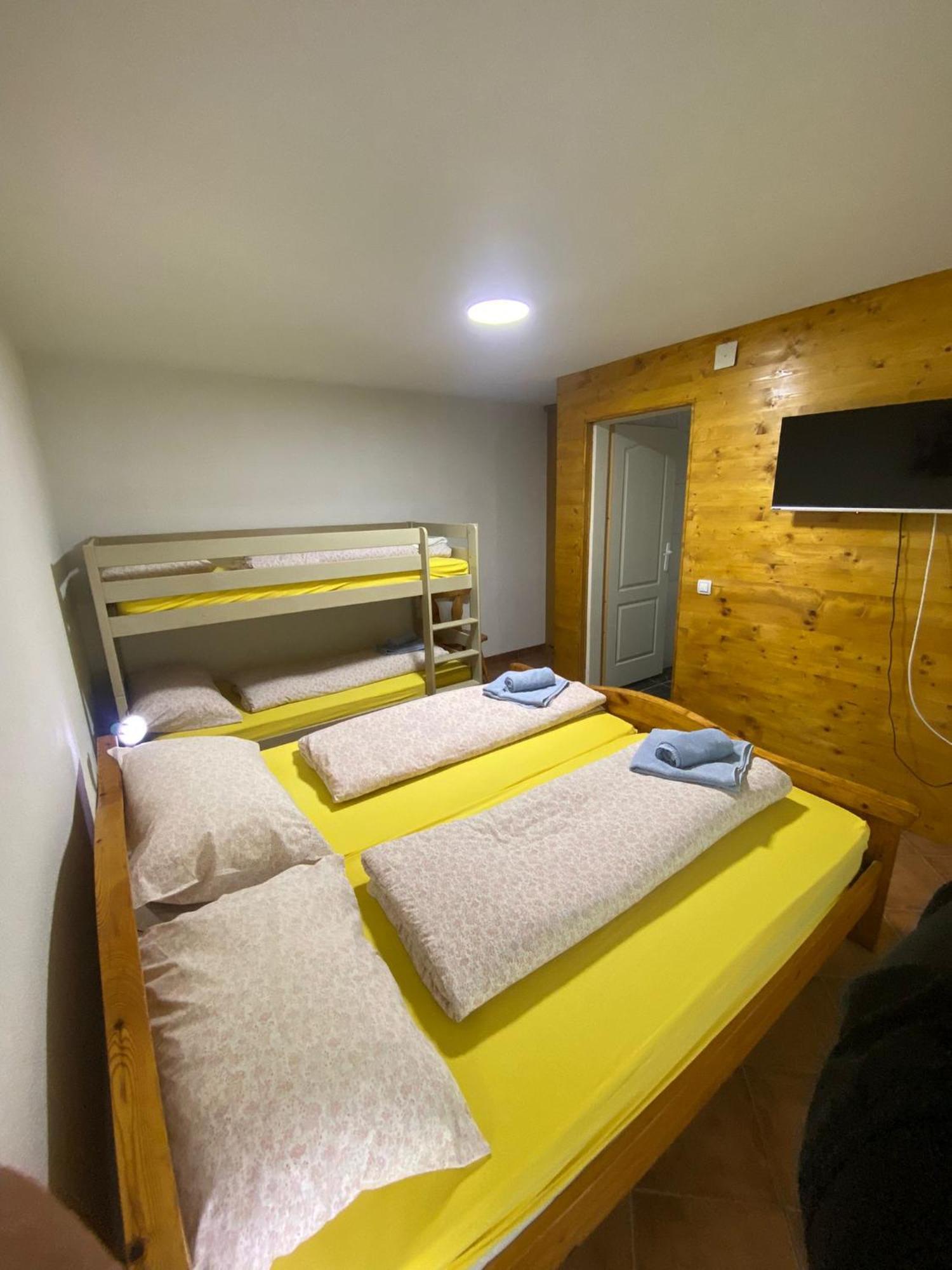 Forest Camp Despotovac Luaran gambar