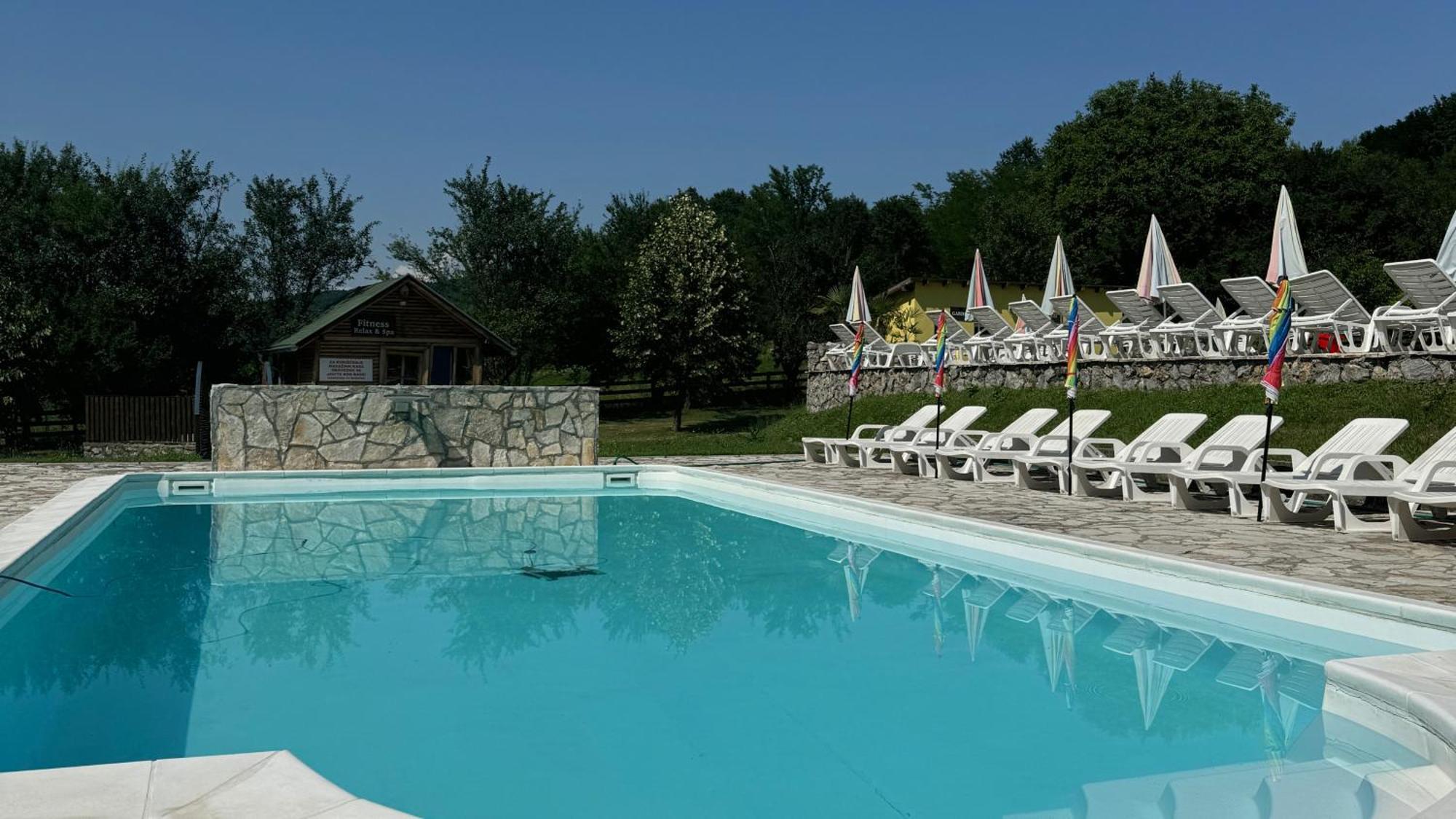 Forest Camp Despotovac Luaran gambar